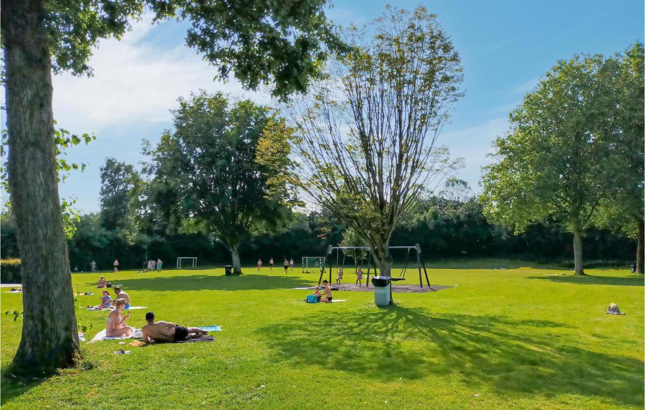 Amazing In With 2 Bedrooms, Wifi&outdoor Swimming Pool Vakantiehuis *