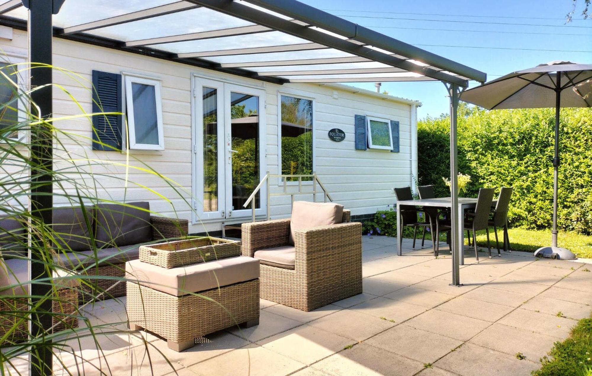 Vakantiehuis Amazing In With 2 Bedrooms, Wifi&outdoor Swimming Pool